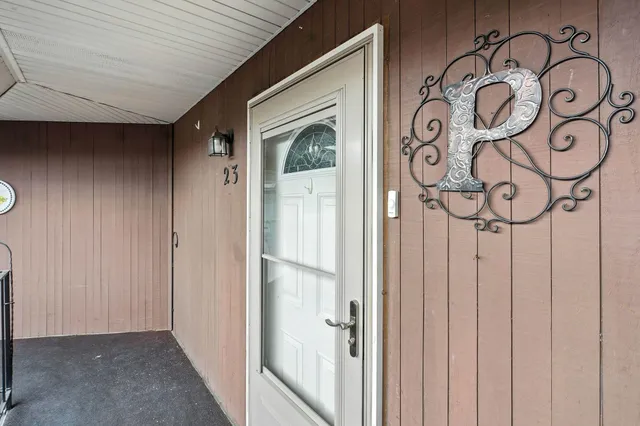 $275,000 | 9020 North Country Homes Boulevard, Unit 23, Spokane, WA 99218