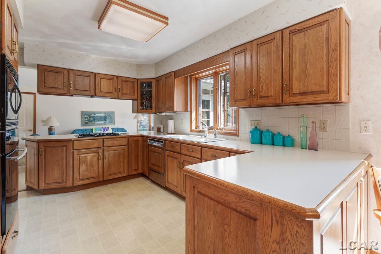 2251 Tayer Road Adrian, MI 49221 - Photo 24 of 43 50024842-23.JPG