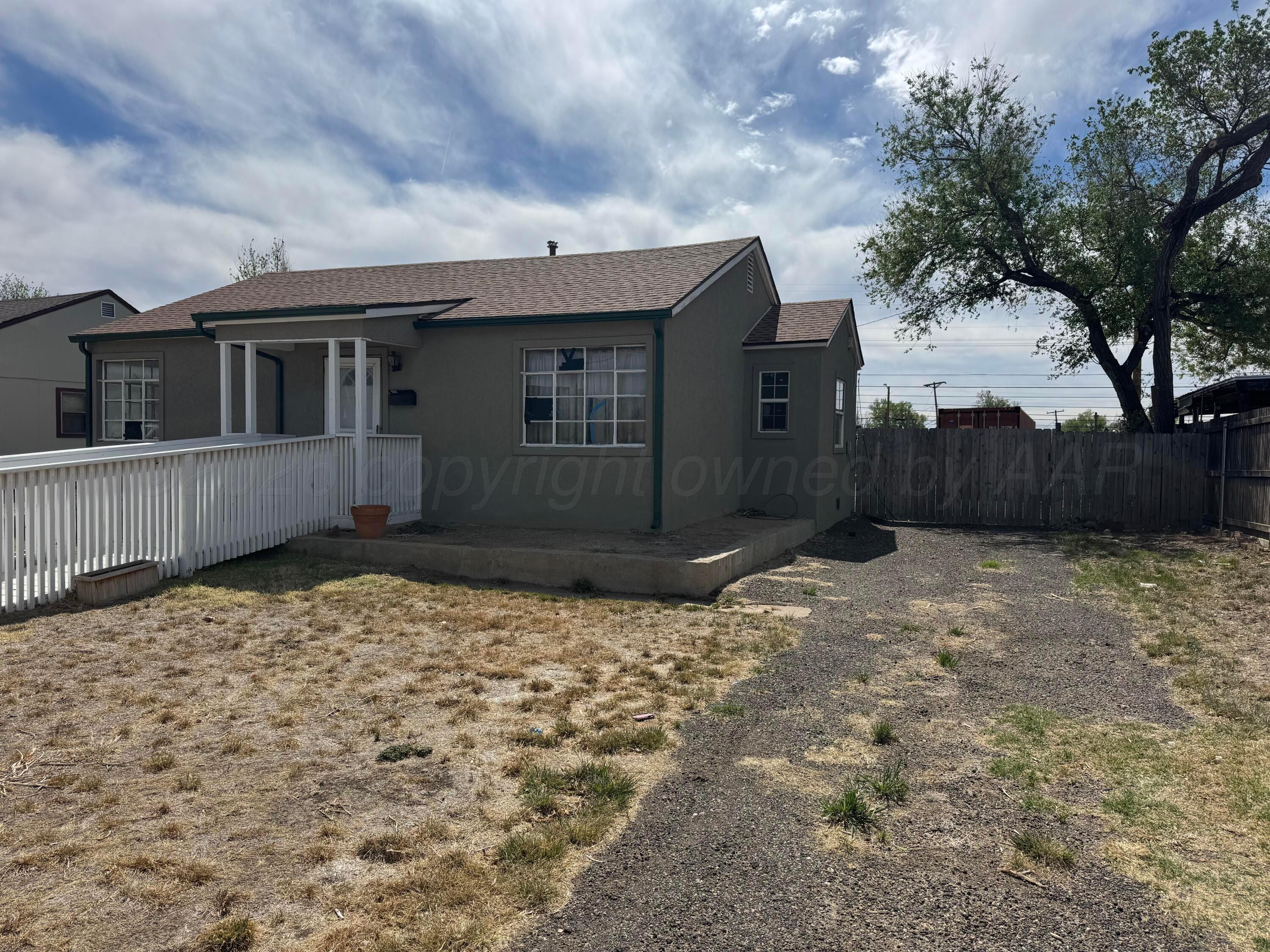 4609 Southwest 16th Avenue Amarillo, TX 79106 - Photo 2 of 20 IMG_4111