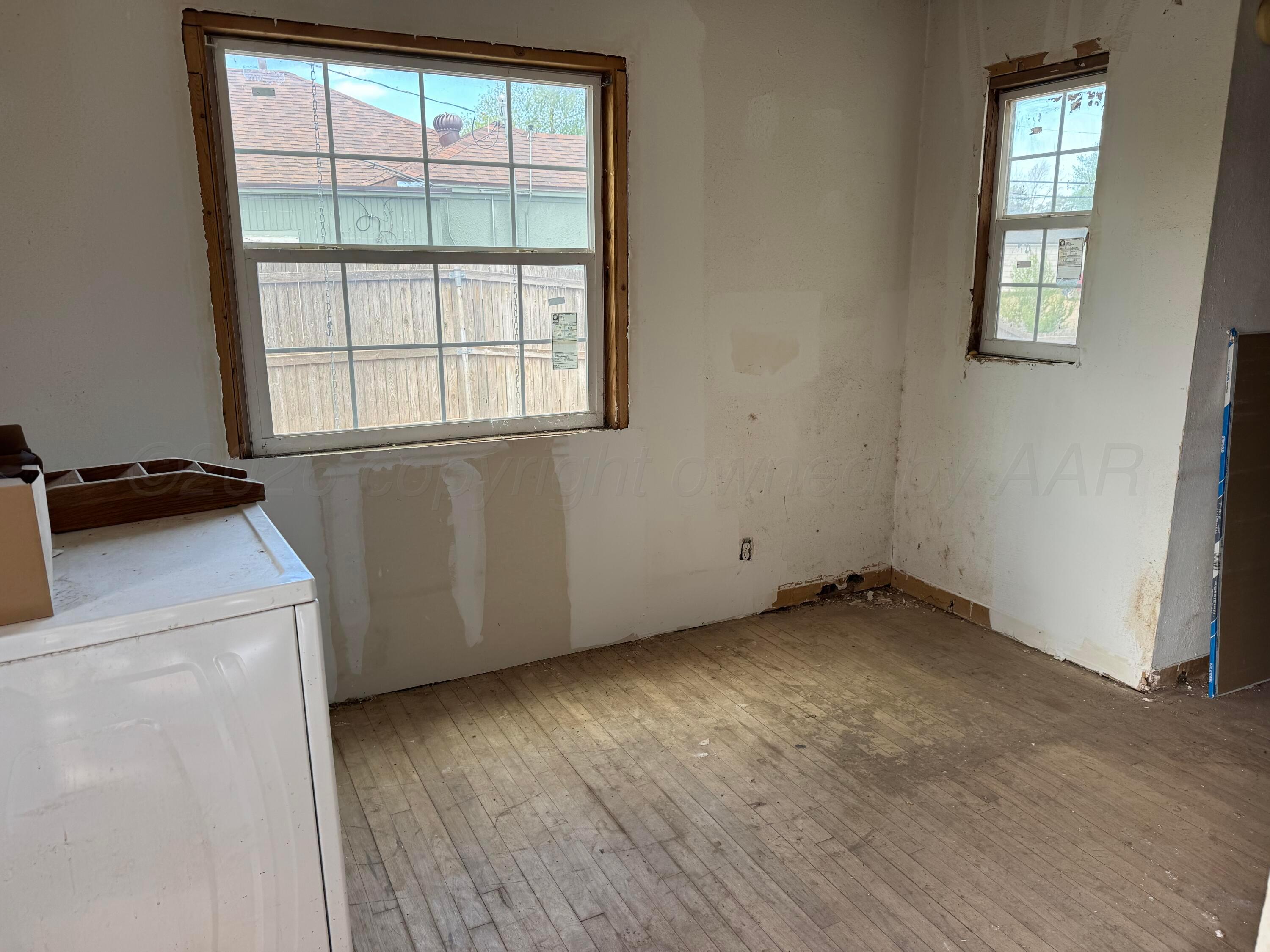 4609 Southwest 16th Avenue Amarillo, TX 79106 - Photo 9 of 20 IMG_4161