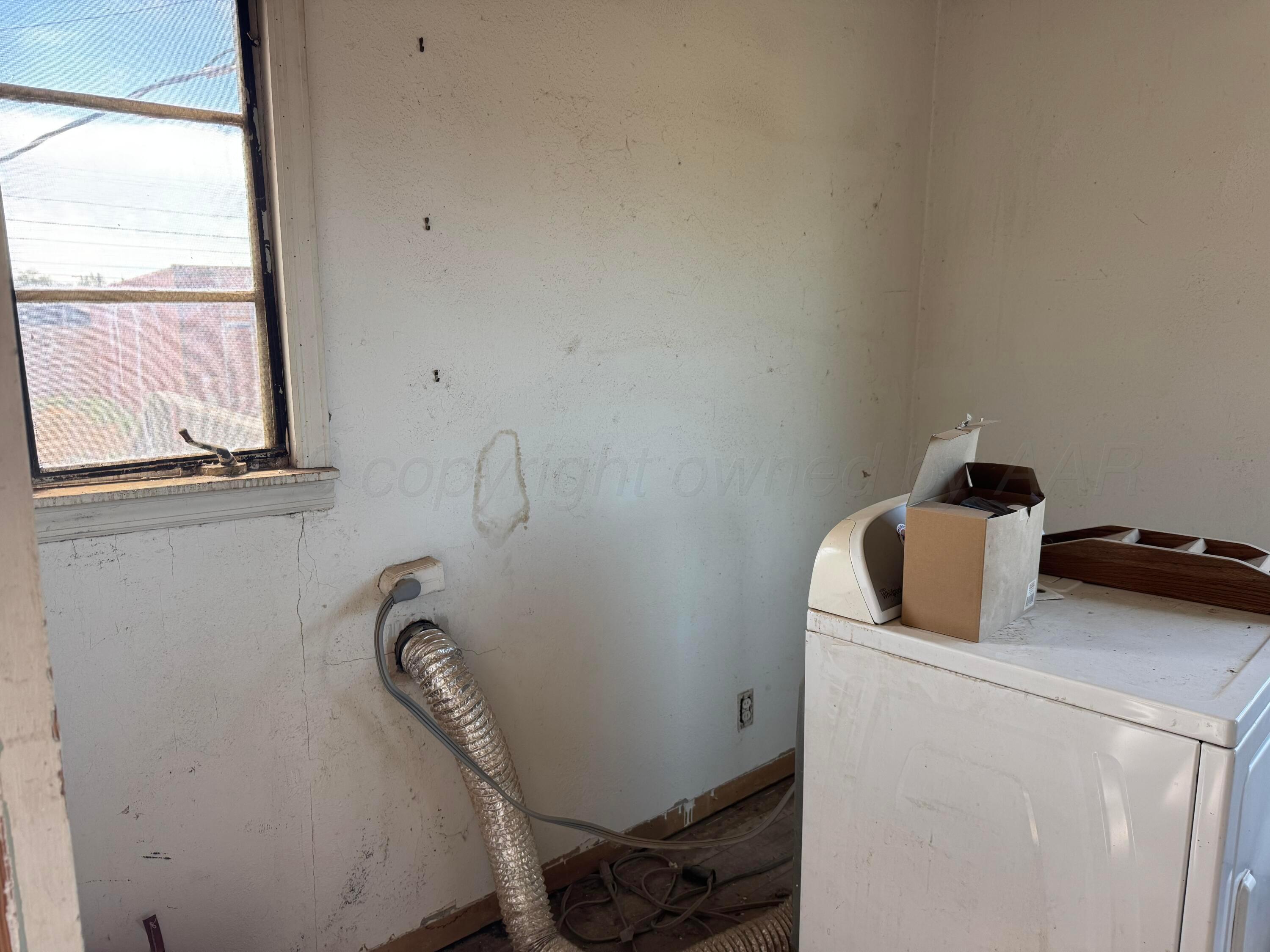 4609 Southwest 16th Avenue Amarillo, TX 79106 - Photo 10 of 20 IMG_4160