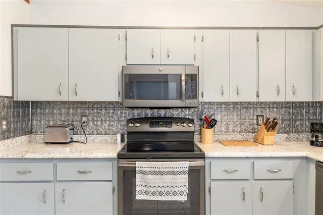 $1,500 | 9382 Southwest 89th Court Road, Unit E, Ocala, FL 34481