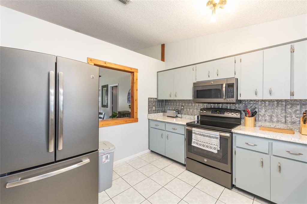 9382 Southwest 89th Court Road, Unit E Ocala, FL 34481 - Photo 20 of 44