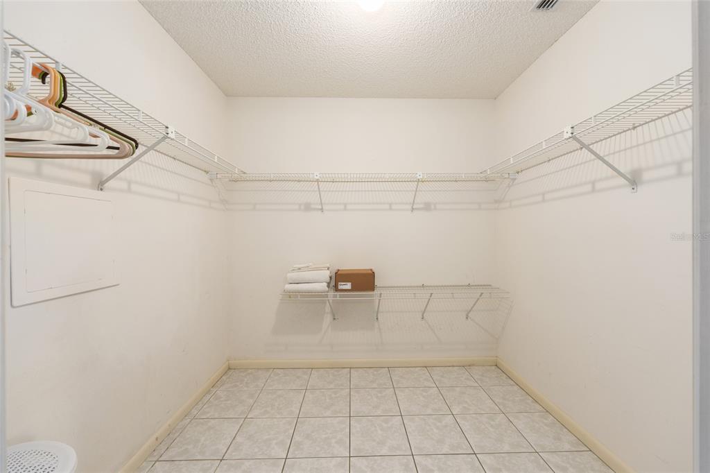 9382 Southwest 89th Court Road, Unit E Ocala, FL 34481 - Photo 32 of 44