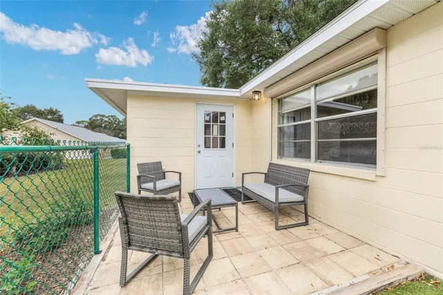 $1,500 | 9382 Southwest 89th Court Road, Unit E, Ocala, FL 34481