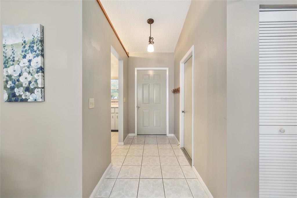 9382 Southwest 89th Court Road, Unit E Ocala, FL 34481 - Photo 8 of 44