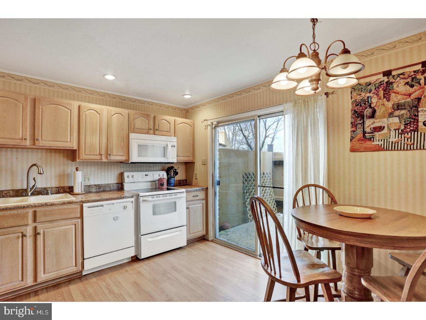 11 Pinehurst Court Reading, PA 19607 - Photo 2 of 25 Gallery Image 2