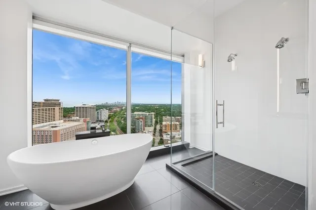 $1,899,995 | 1720 Maple Avenue, Unit 2710, Evanston, IL 60201