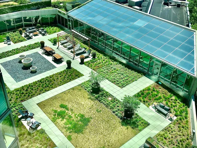 $1,899,995 | 1720 Maple Avenue, Unit 2710, Evanston, IL 60201