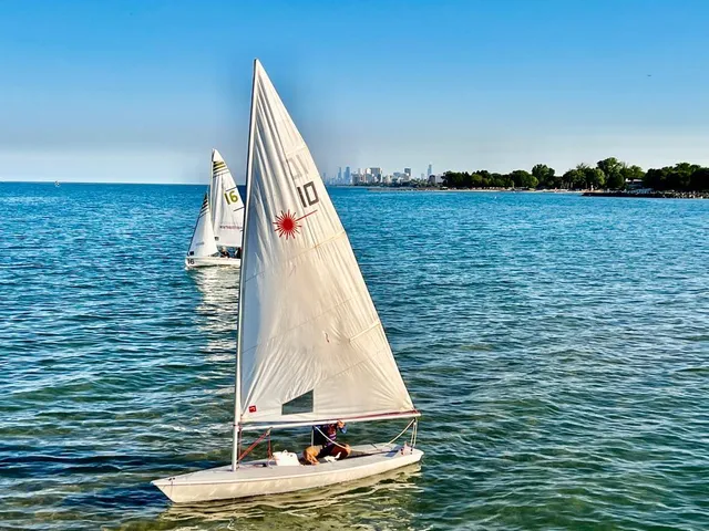 $1,899,995 | 1720 Maple Avenue, Unit 2710, Evanston, IL 60201