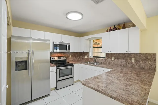 $2,550 | 6227 Southwest 135th Avenue, Miami, FL 33183