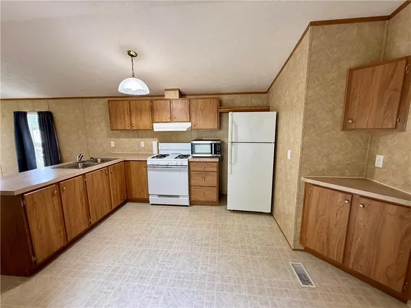 $29,900 | Lot #43 Route 21 Mobile Home Park, Carmichaels, PA 15320