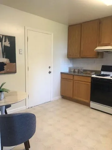 $1,199,000 | 1709 Dolan Avenue, San Mateo, CA 94401