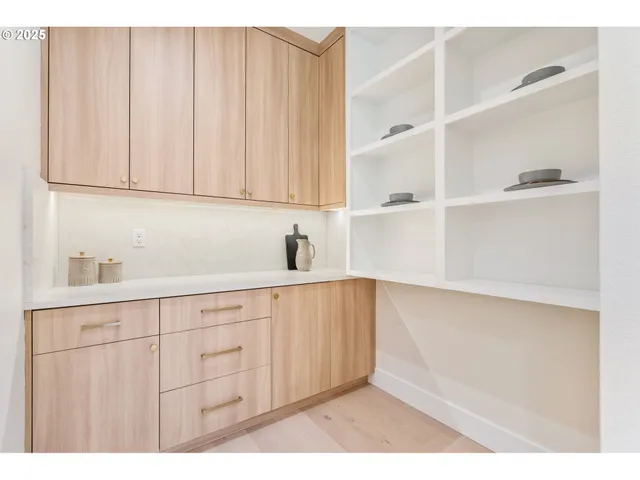 $1,100,000 | 12309 Northeast 66th Avenue, Vancouver, WA 98686