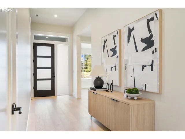 $1,100,000 | 12309 Northeast 66th Avenue, Vancouver, WA 98686