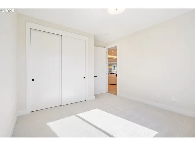 $1,100,000 | 12309 Northeast 66th Avenue, Vancouver, WA 98686