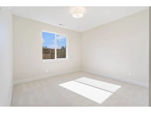 $1,100,000 | 12309 Northeast 66th Avenue, Vancouver, WA 98686