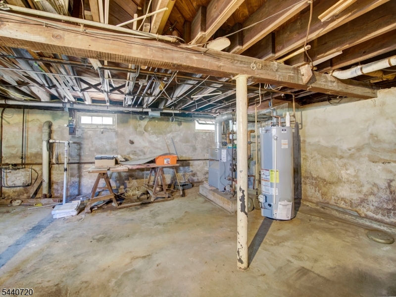 141 Parker Road Elizabeth, NJ 07208 - Photo 32 of 35