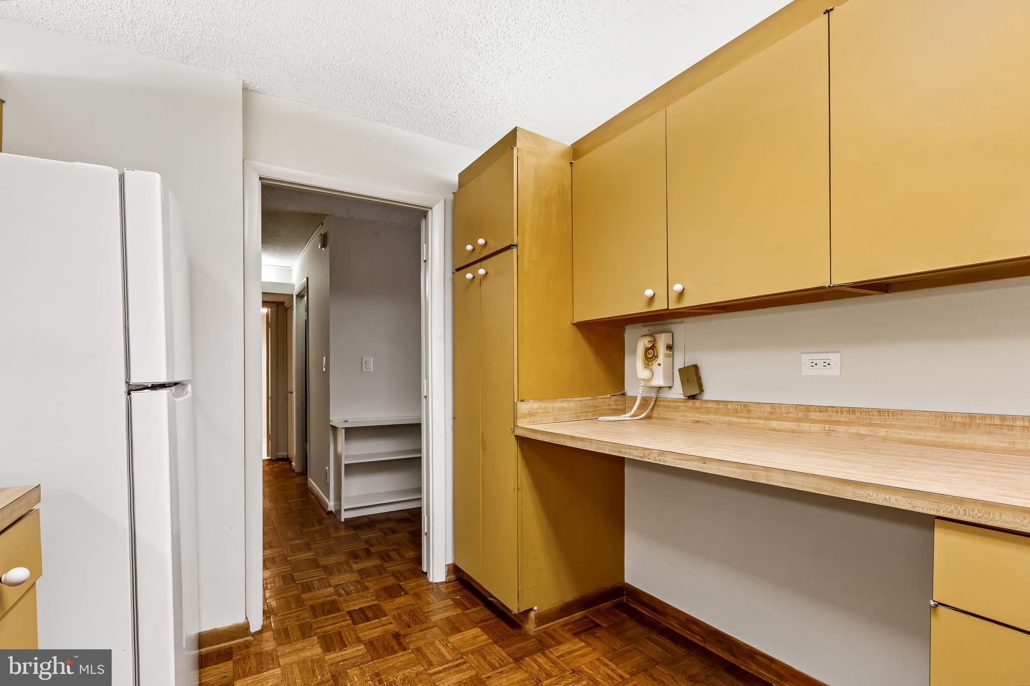 111 Hamlet Hill Road, Unit 405 Baltimore, MD 21210 - Photo 9 of 20