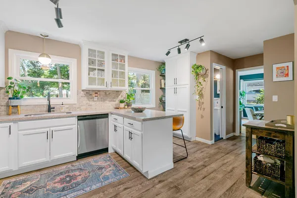 $3,295 | 1620 Winnetka Avenue North, Golden Valley, MN 55427