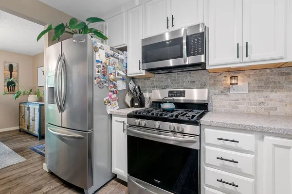 $3,295 | 1620 Winnetka Avenue North, Golden Valley, MN 55427