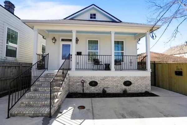 $1,950 | 2024 Mandeville Street, New Orleans, LA 70117