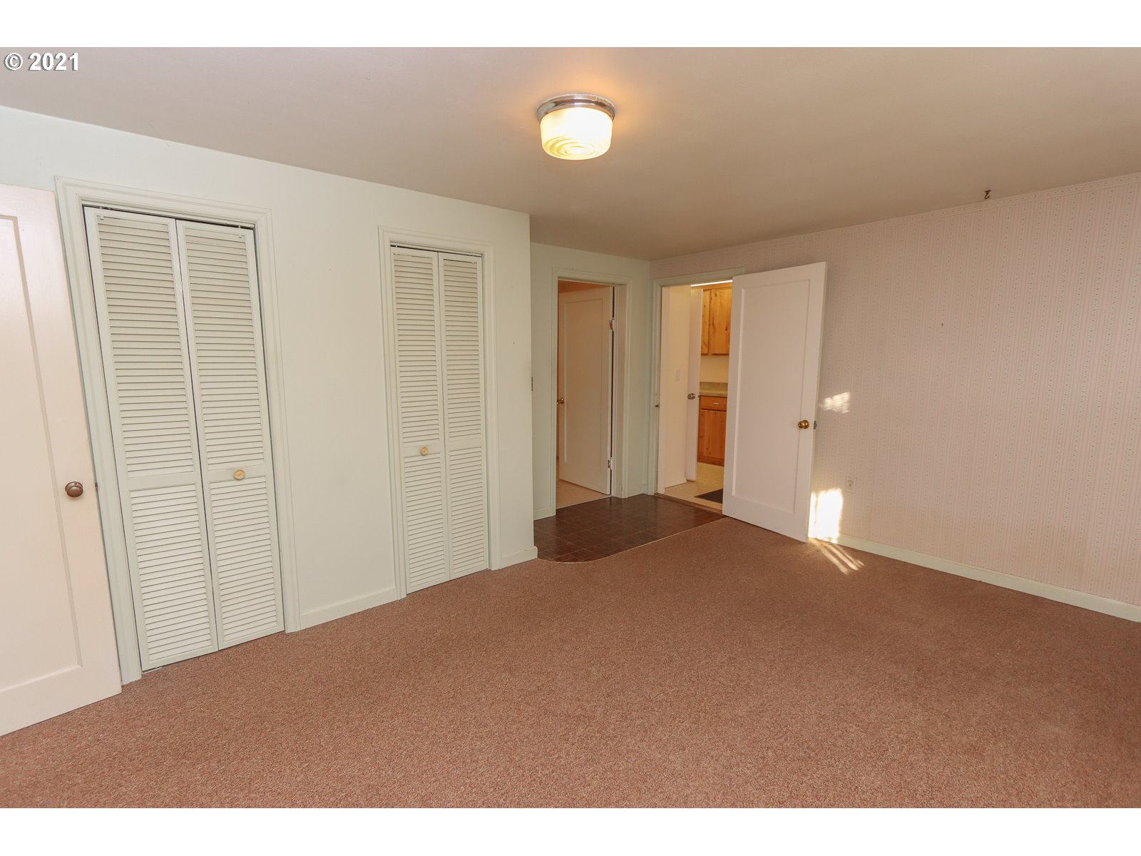 412 Marolf Loop Road Tillamook, OR 97141 - Photo 11 of 31