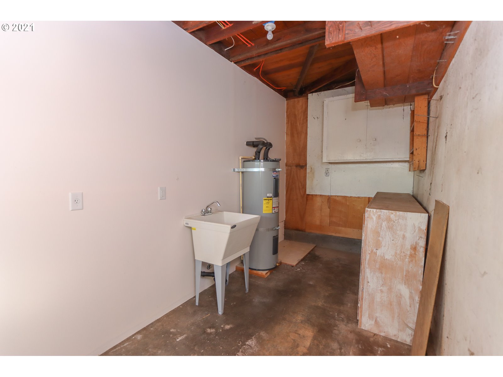 412 Marolf Loop Road Tillamook, OR 97141 - Photo 24 of 31