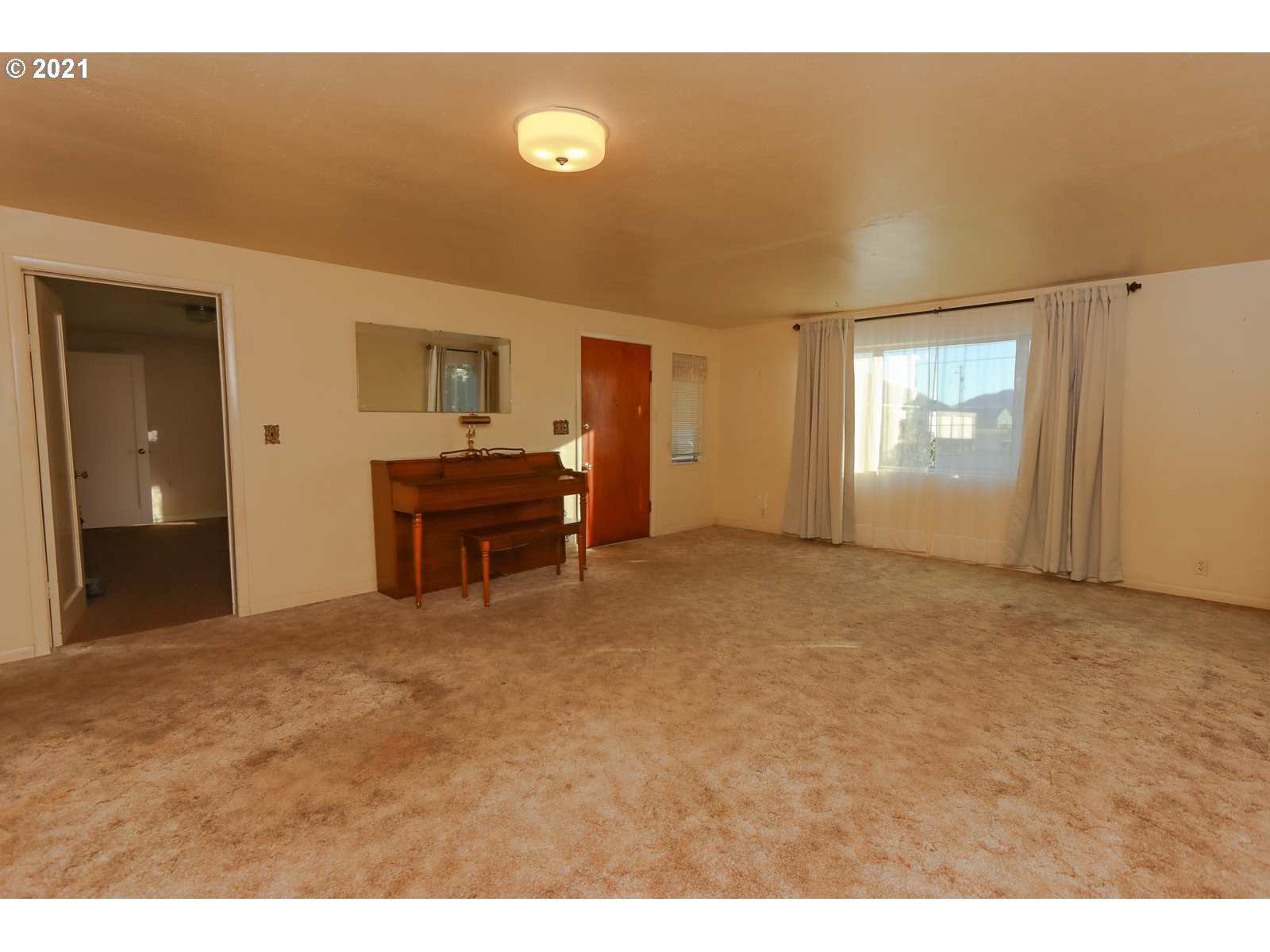 412 Marolf Loop Road Tillamook, OR 97141 - Photo 4 of 31