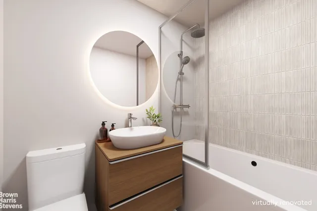 $895,000 | 333 Pearl Street, Unit 8L | Financial District