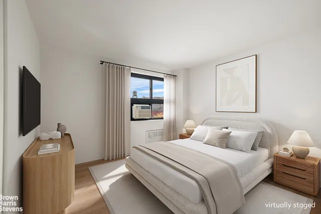 $895,000 | 333 Pearl Street, Unit 8L | Financial District