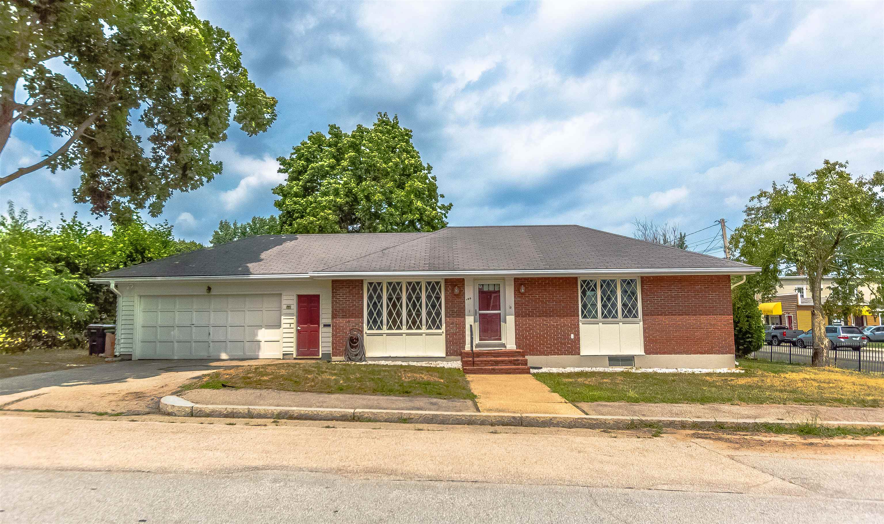 100 Rosedale Avenue Manchester, NH 03103 - Photo 1 of 24