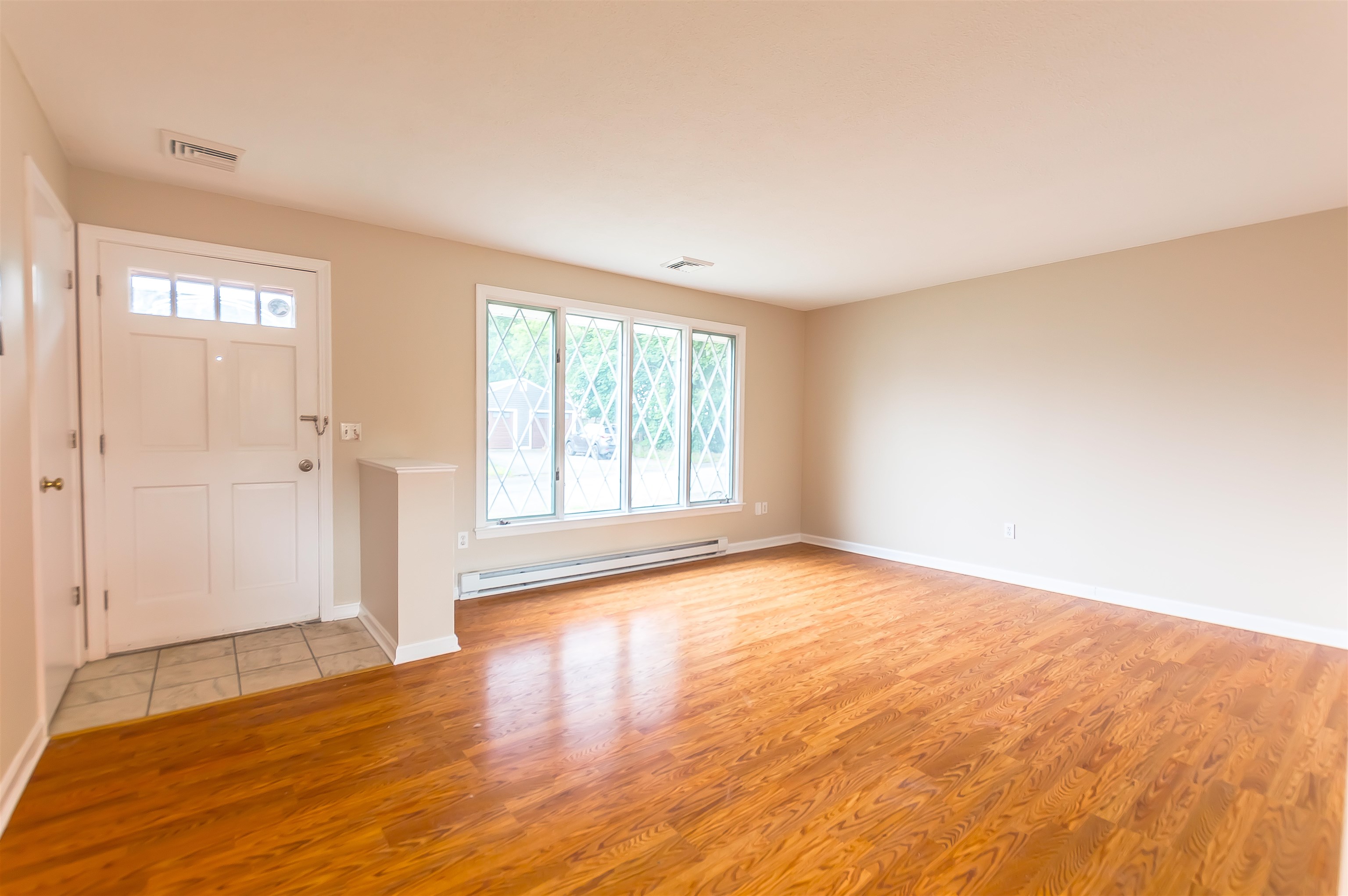 100 Rosedale Avenue Manchester, NH 03103 - Photo 3 of 24
