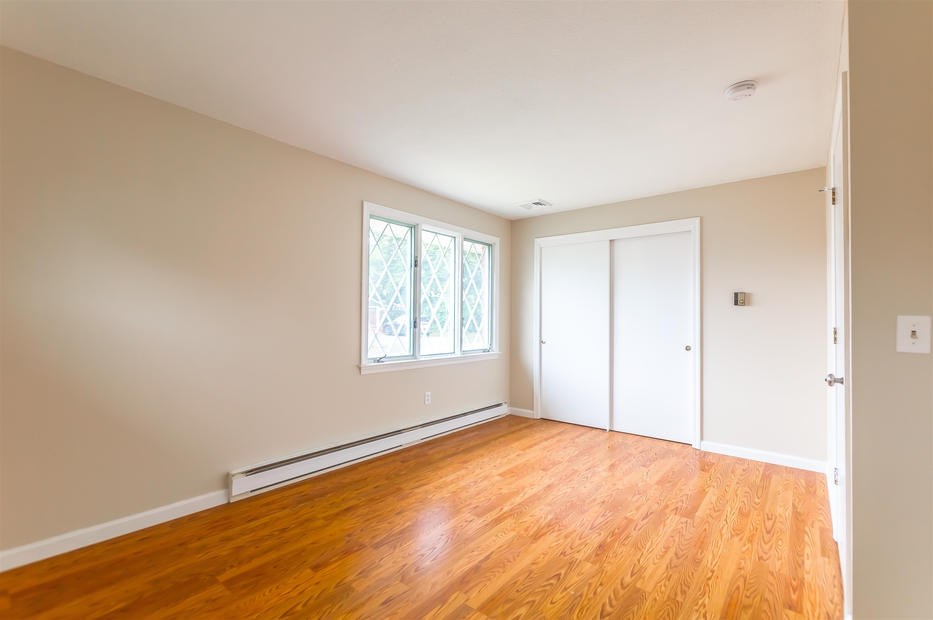 100 Rosedale Avenue Manchester, NH 03103 - Photo 8 of 24
