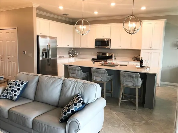 $3,400 | 17510 Gawthrop Drive, Unit 405, Lakewood Ranch, FL 34211