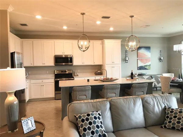 $3,400 | 17510 Gawthrop Drive, Unit 405, Lakewood Ranch, FL 34211