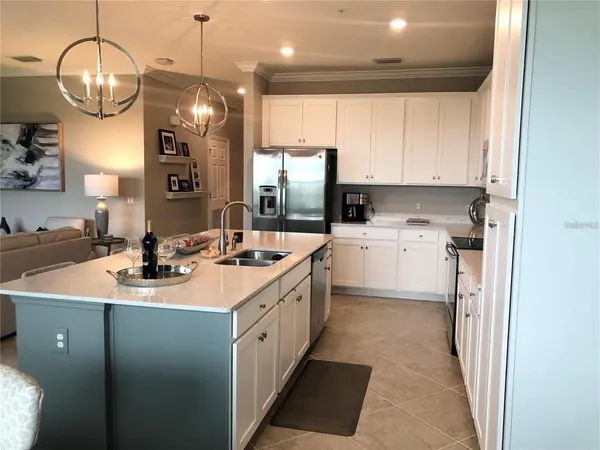 $3,400 | 17510 Gawthrop Drive, Unit 405, Lakewood Ranch, FL 34211