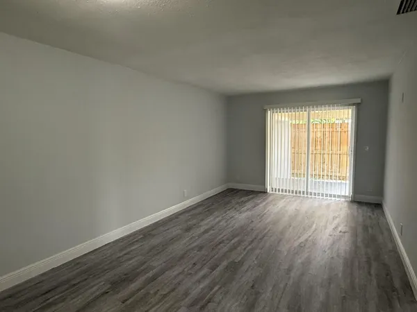 $1,650 | 3525 Avenue J, Unit B, Riviera Beach, FL 33404
