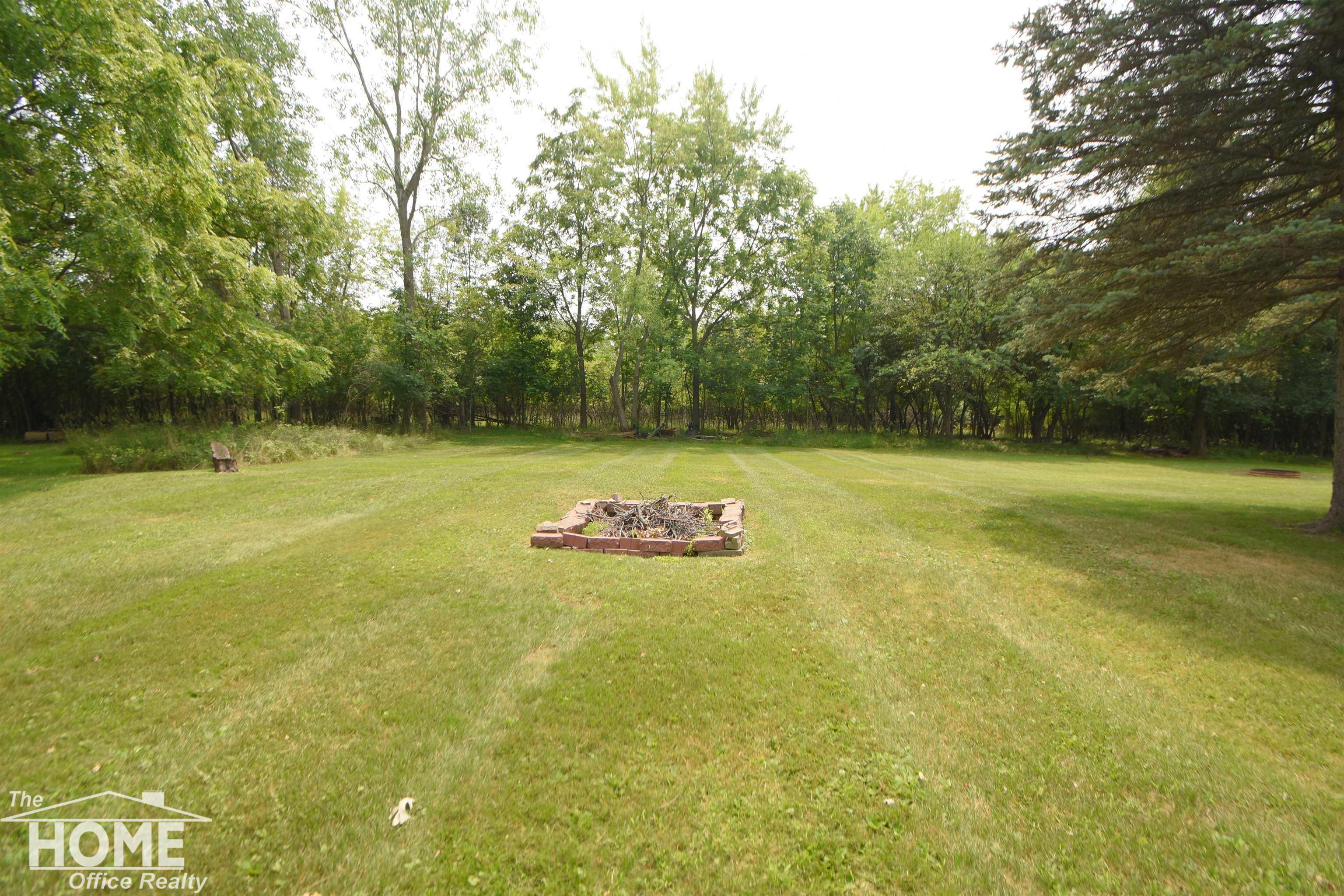 622 Keyte Street Owosso, MI 48867 - Photo 24 of 26 50116555-23.JPG