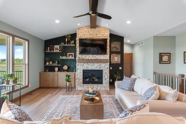 $962,900 | 2110 Highland Way, Sturtevant, WI 53177