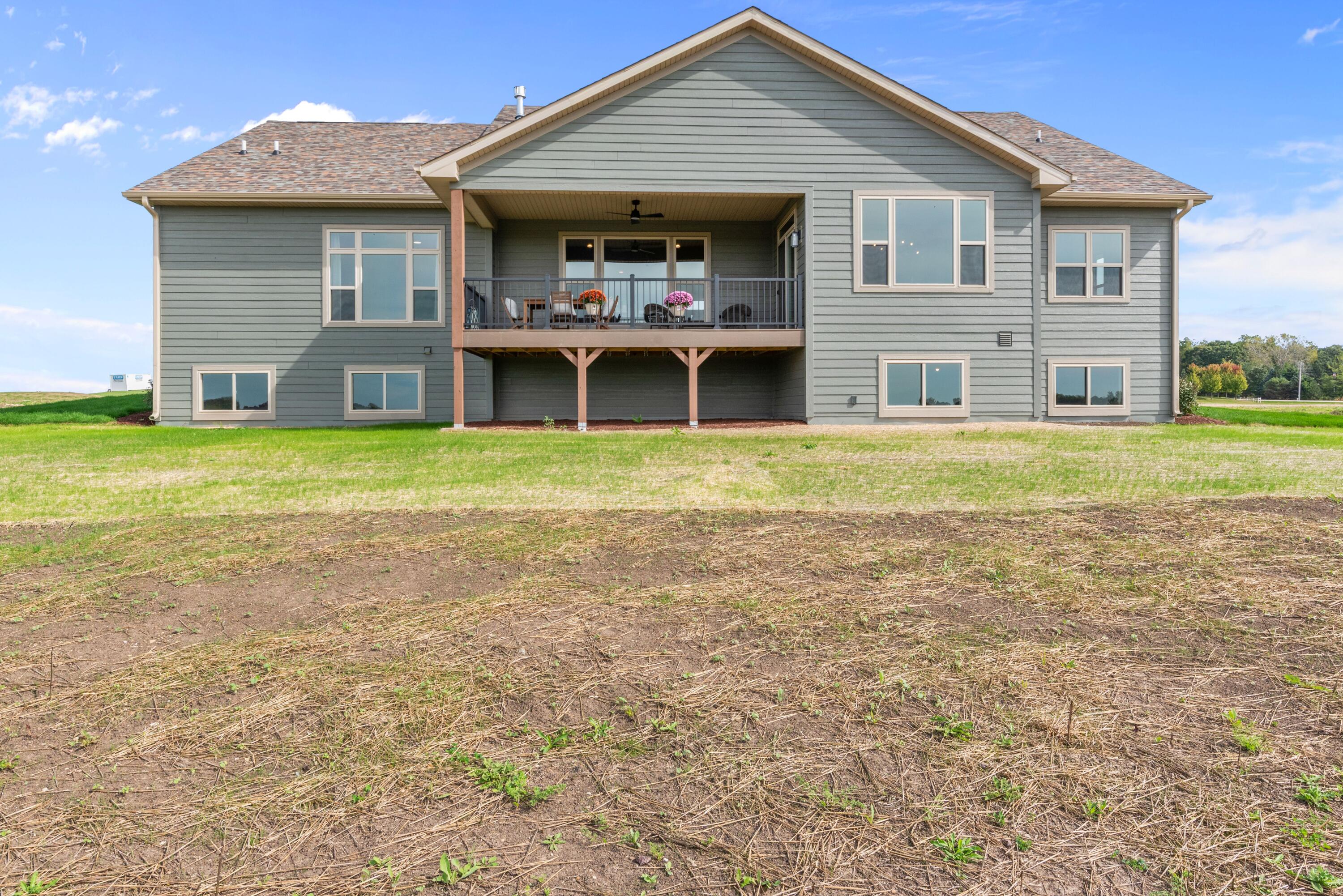 2110 Highland Way Sturtevant, WI 53177 - Photo 5 of 51 2110 Highland Way-62