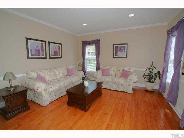 4024 Fenn Brook Lane Raleigh, NC 27613 - Photo 3 of 12 Gallery Image 3