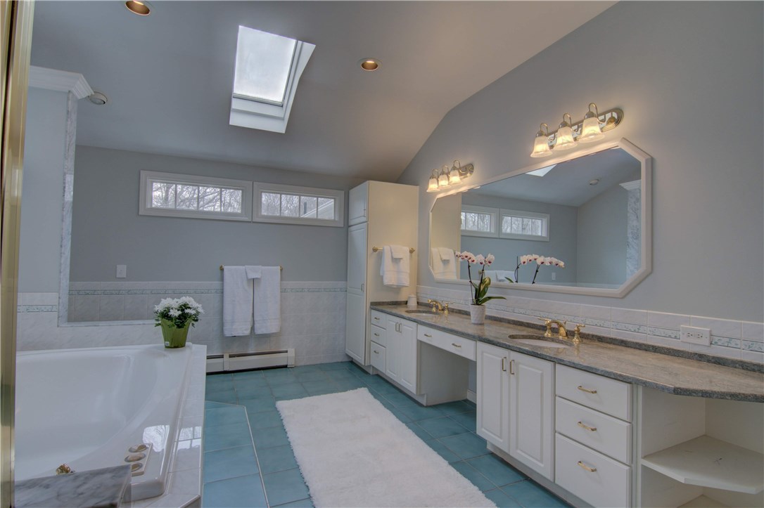 35 Signal Ridge Way East Greenwich, RI 02818 - Photo 27 of 40 Gallery Image 27