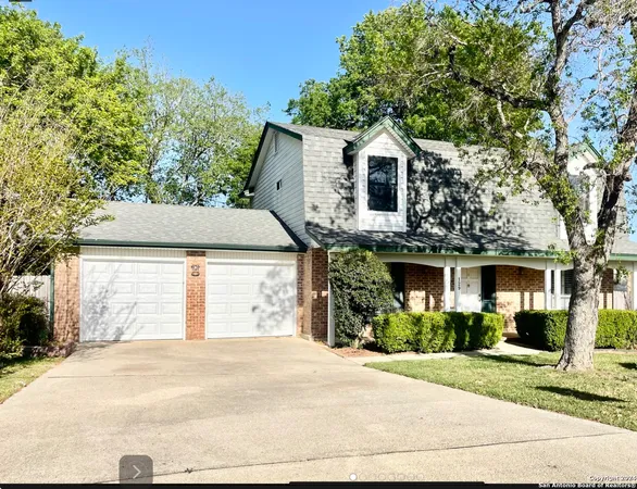 $2,150 | 129 Splitrock Lane, Universal City, TX 78148