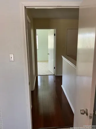 $2,150 | 129 Splitrock Lane, Universal City, TX 78148