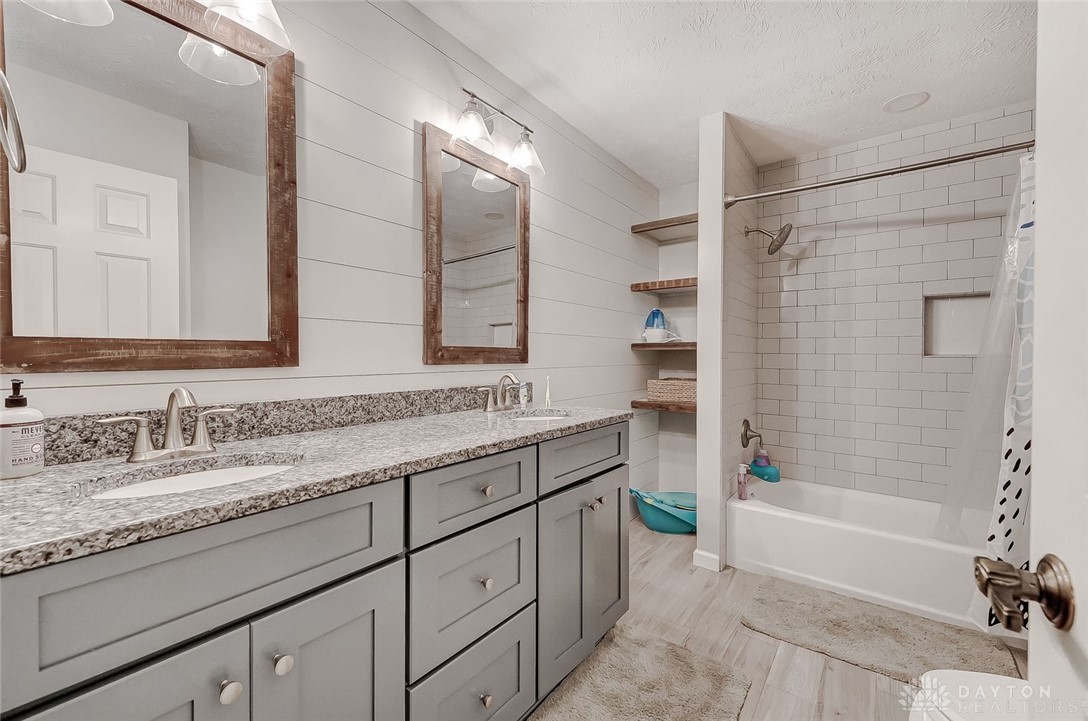 10067 Simms Station Road Dayton, OH 45458 - Photo 38 of 55 Gallery Image 38
