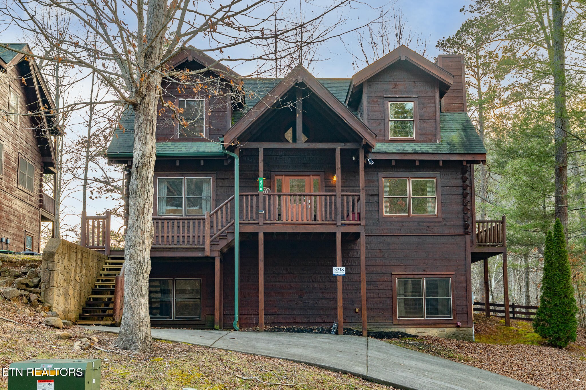 3318 Covered Bridge Way Sevierville, TN 37862 - Photo 3 of 49