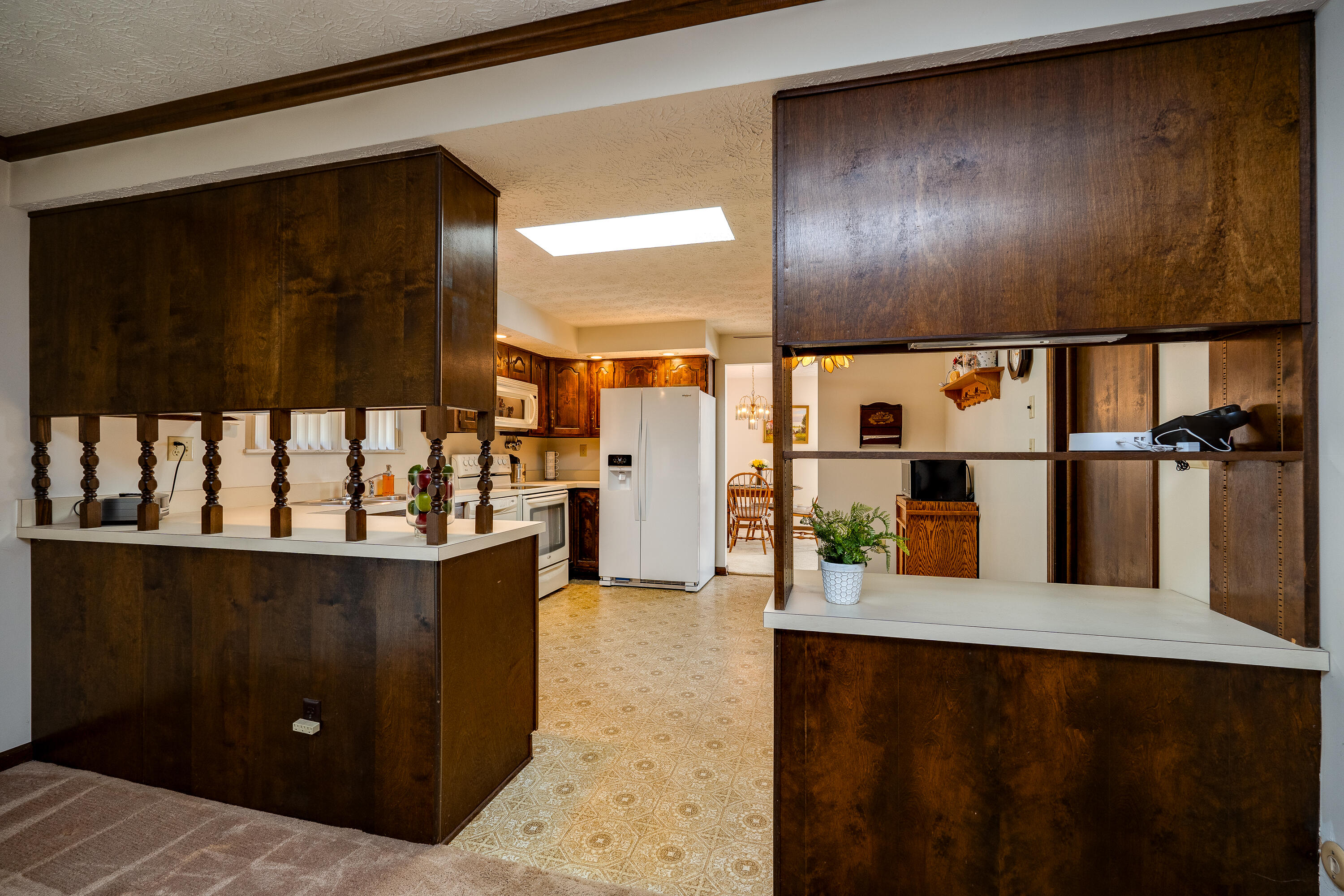 5771 Oak Valley Road Kettering, OH 45440 - Photo 12 of 36