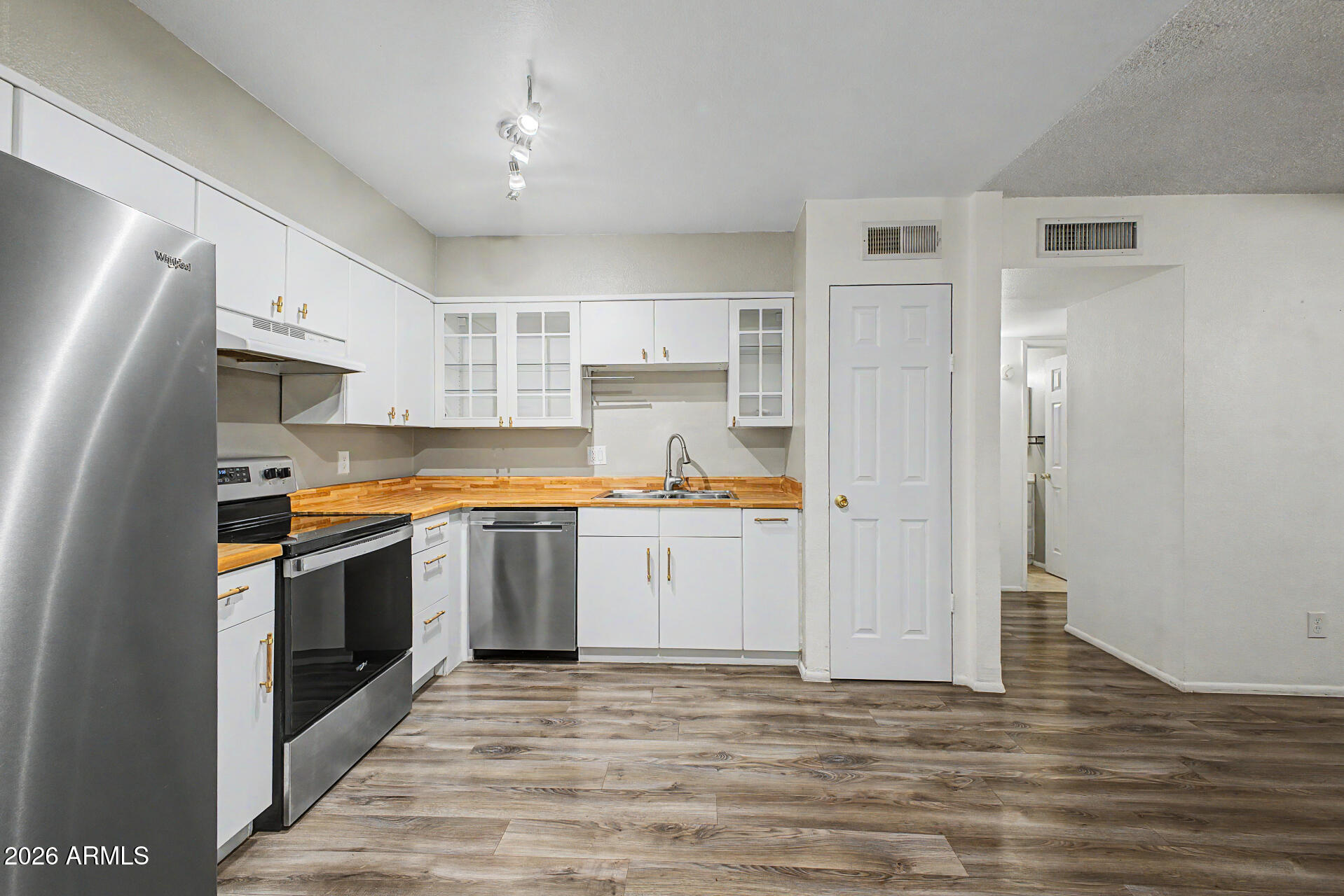 830 South Dobson Road, Unit 57 Mesa, AZ 85202 - Photo 11 of 26 11-Dobson