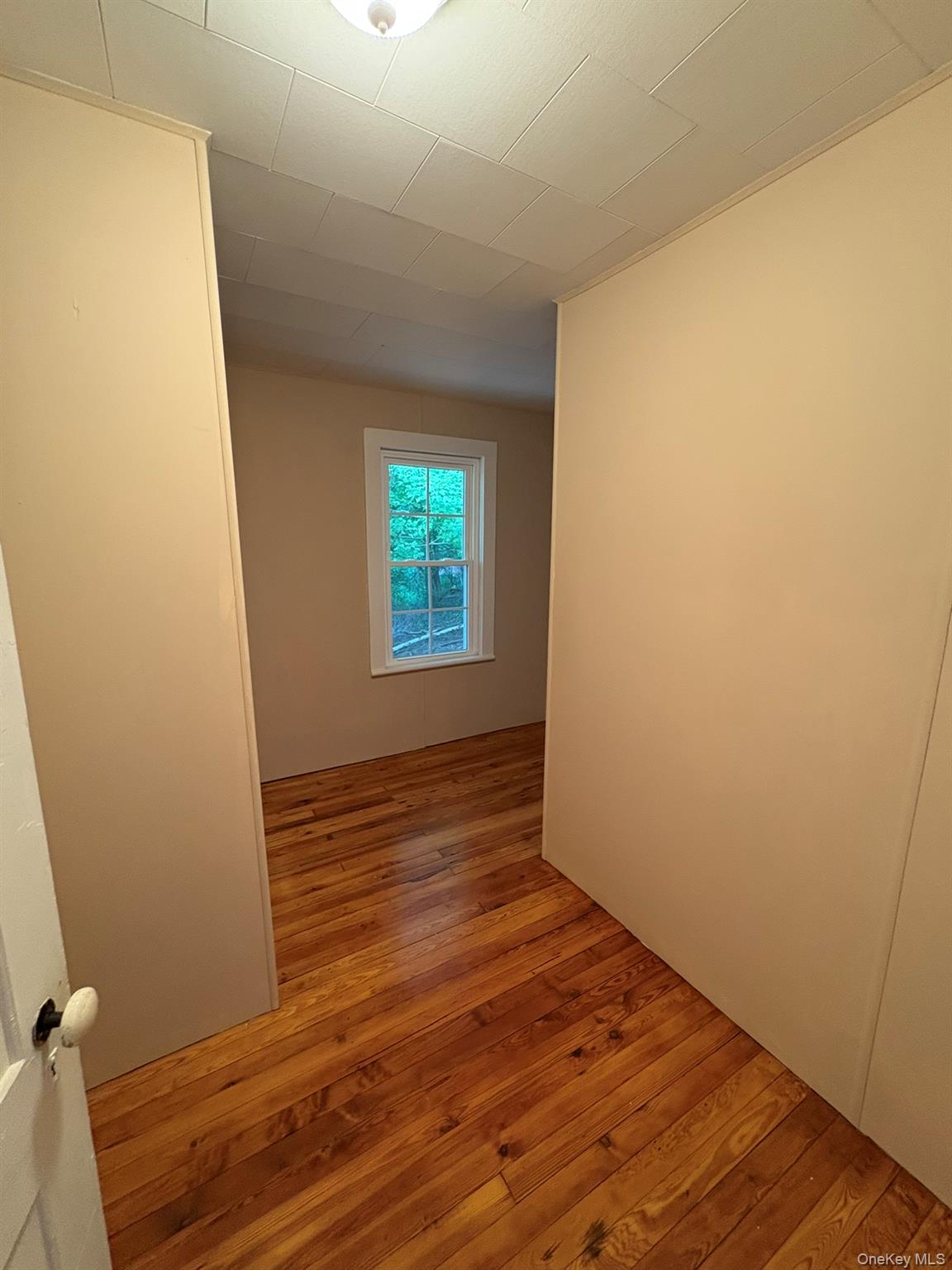 476 Old Rte 17 Livingston Manor, NY 12758 - Photo 20 of 39 Angled View Office 2ND Flor